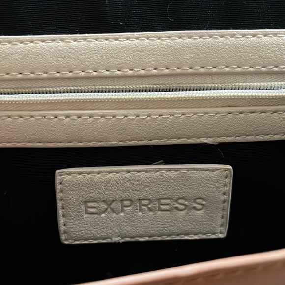Express- color block envelope clutch - Picture 3 of 3